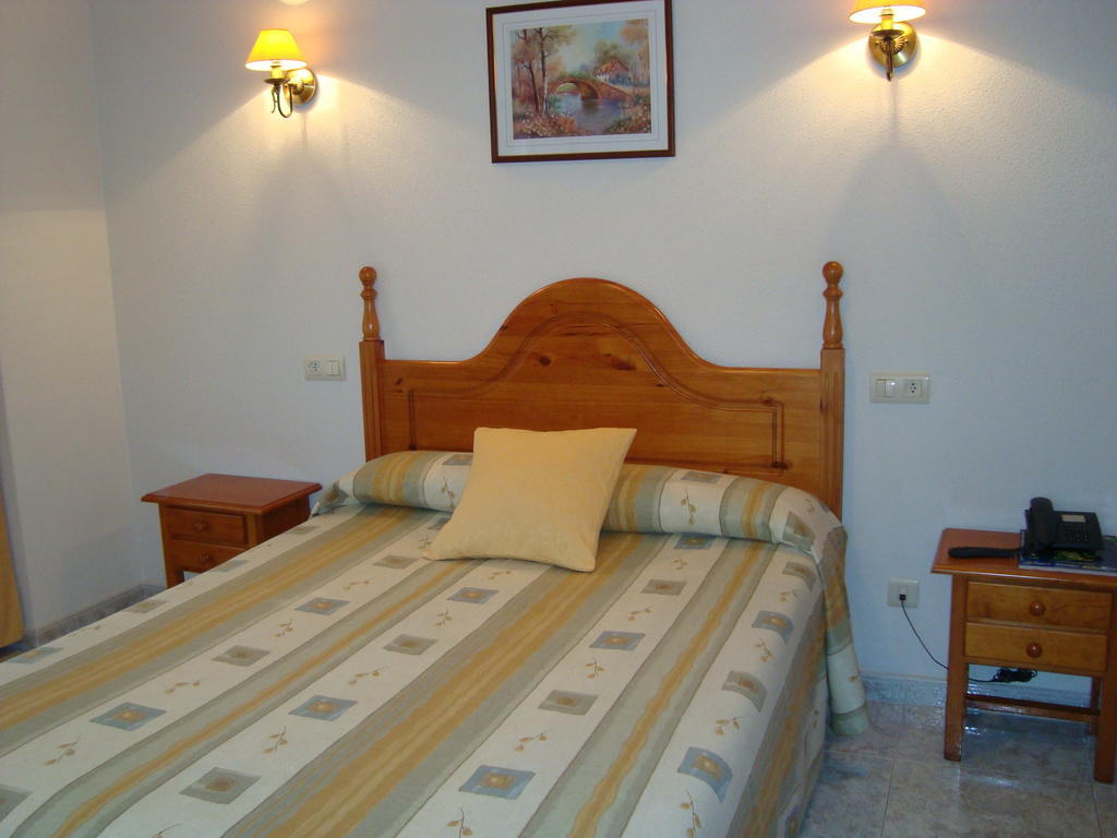 Hostal Universal Benavente Room photo