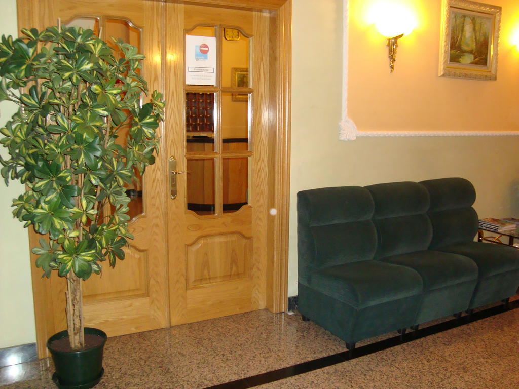 Hostal Universal Benavente Room photo
